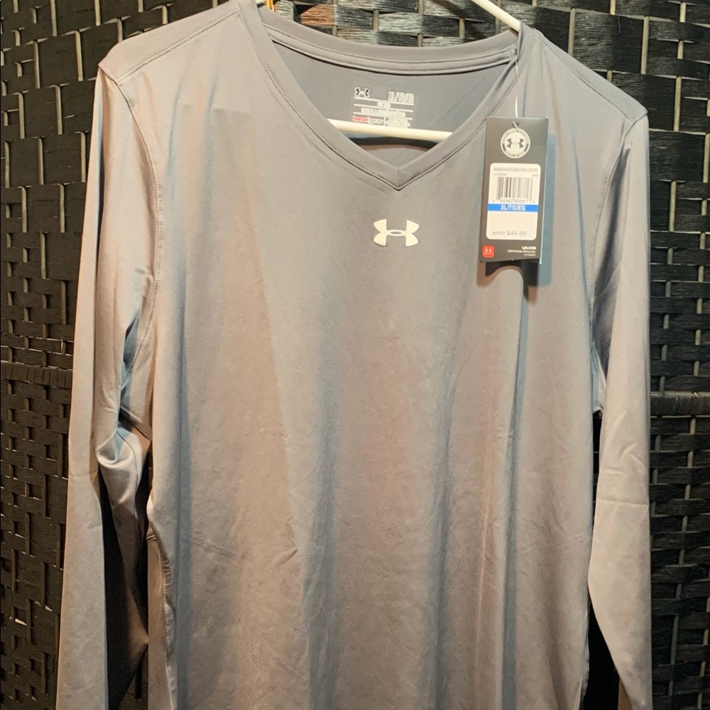 Under Armor Top
